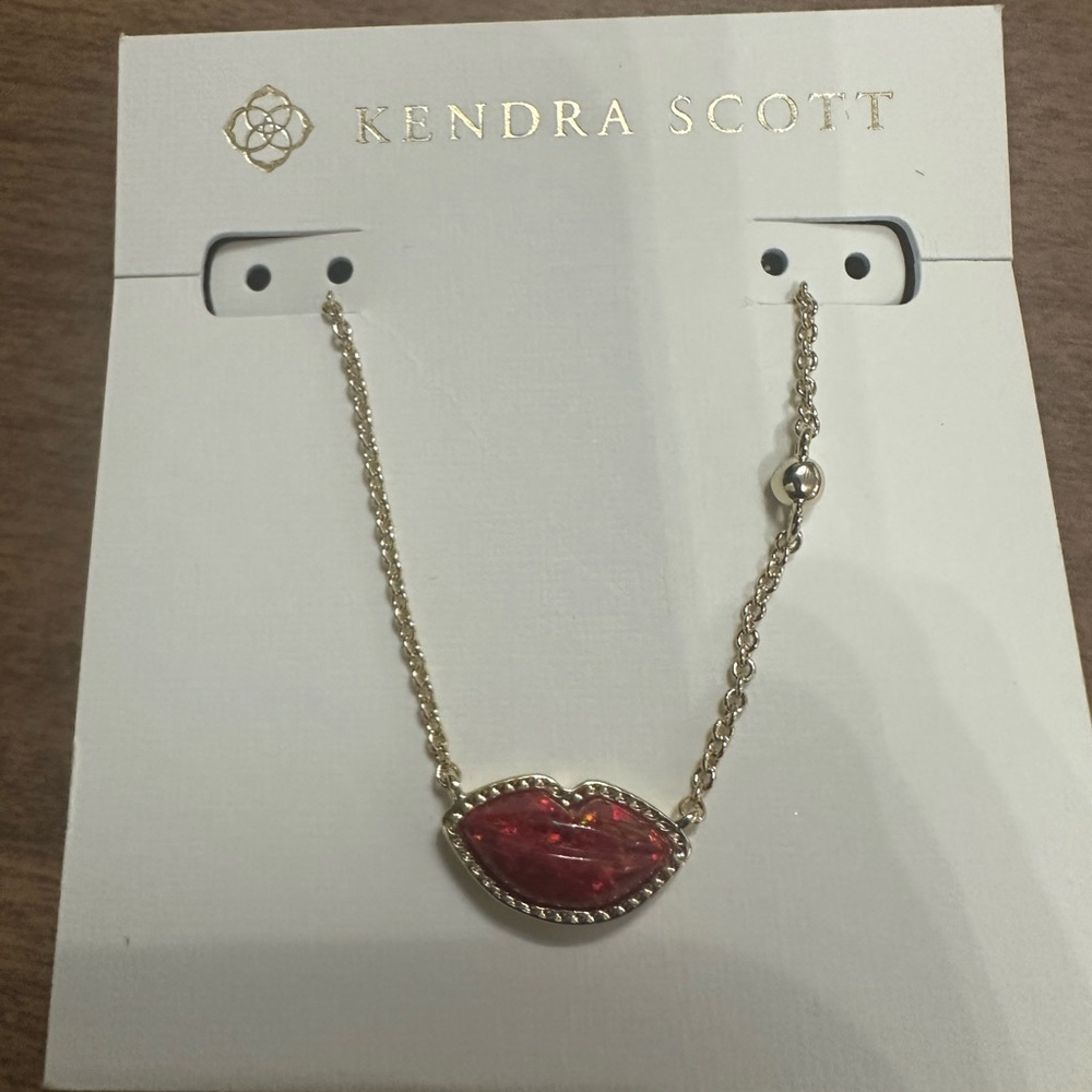 Scott Red Lip Pendant Necklace